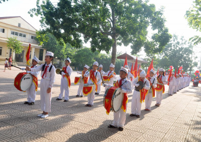 Chùm ảnh lễ khai giảng TH Lê Trọng Tấn năm học 2017-2018