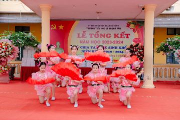 Lễ tổng kết năm học 2023-2024 và chia tay học sinh lớp 5