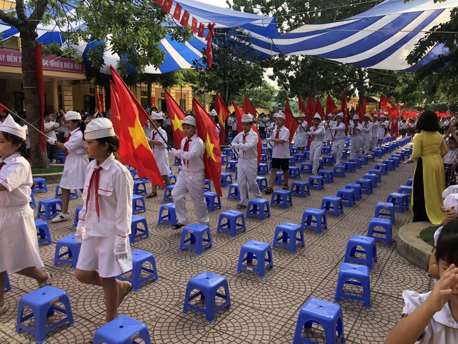 748c4ef25360b43eed71