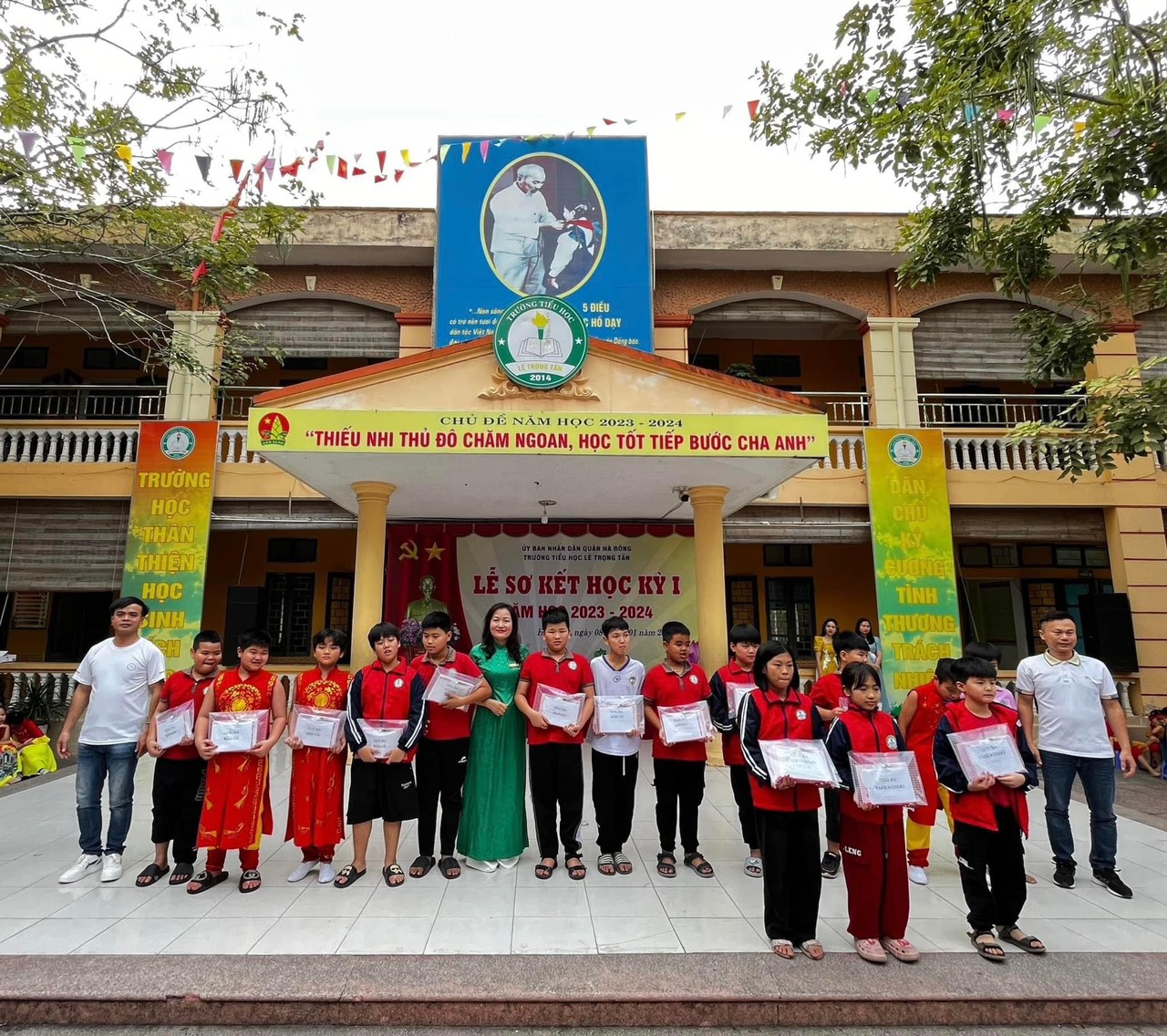 z5061247843582 86543cc4fc327202135cc59b819b02c3