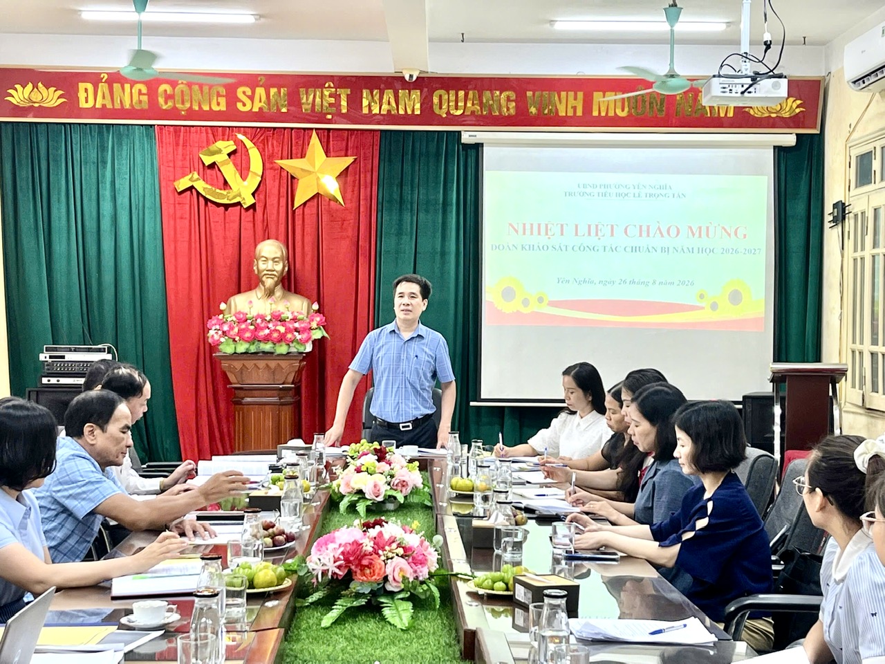 TRƯỜNG TIỂU HỌC LÊ TRỌNG TẤN ĐÓN ĐOÀN KHẢO SÁT CỦA BAN VĂN HÓA – XÃ HỘI HĐND PHƯỜNG YÊN NGHĨA